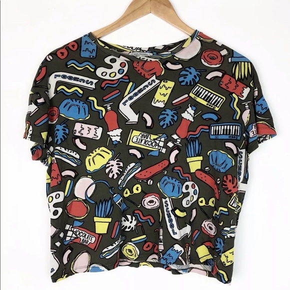 Zara Tops - Zara Trafaluc all over Print Crop Top Tee S